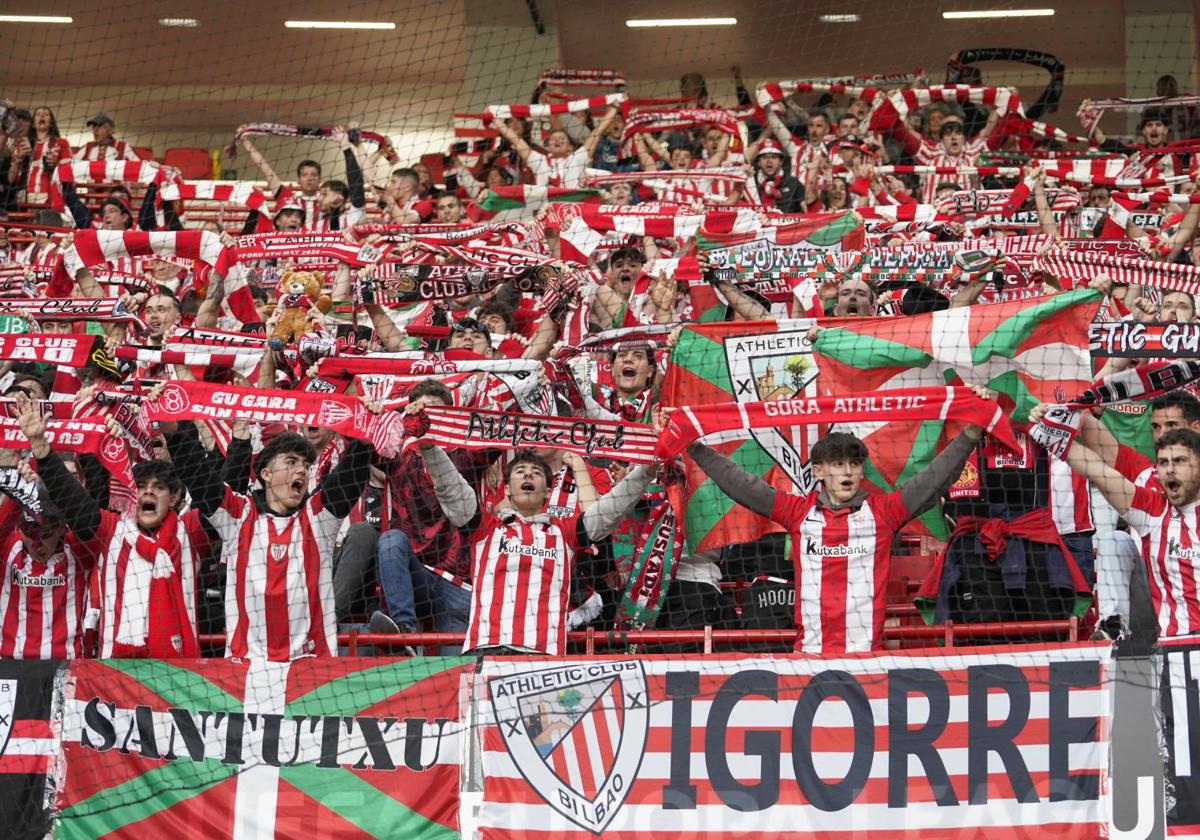 Los hinchas del United, sobre los athletizcales: «A estos aficionados me encantaría tenerlos en mi equipo»