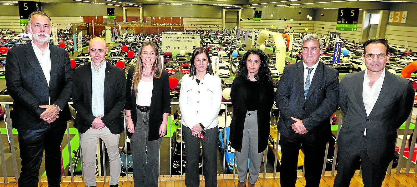 Antonio Barrena, Asier Atxutegi, Idoia Arregi, Marta Campos, Estibaliz Arrieta, Xabier Basañez y Gerva Vallejo. 