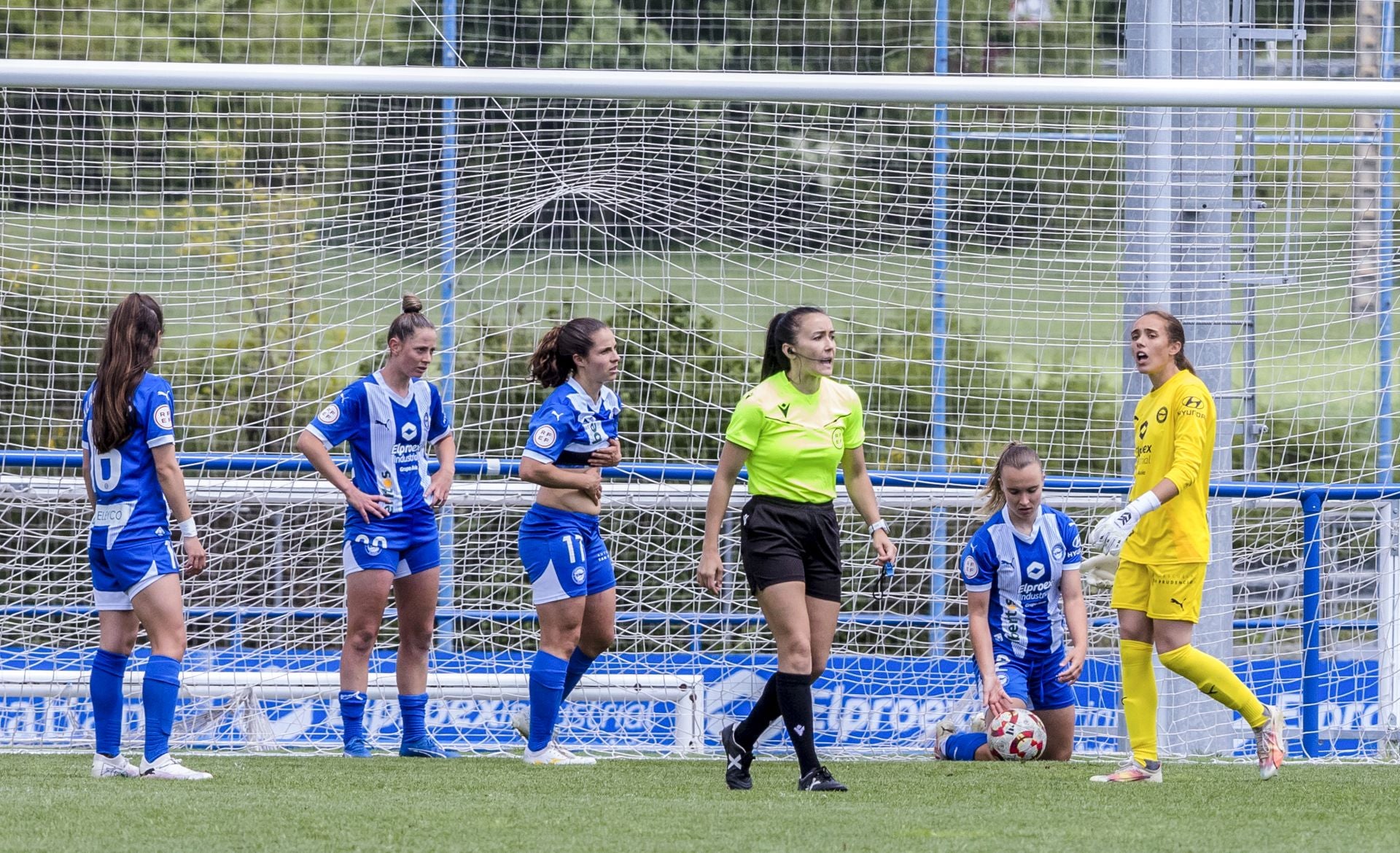 El Alavés Gloriosas-Cacereño, en imágenes