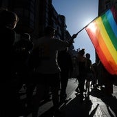 Banderas en cada ventana, cine y monólogos: los actos en Álava para frenar la LGTBI+fobia este mayo