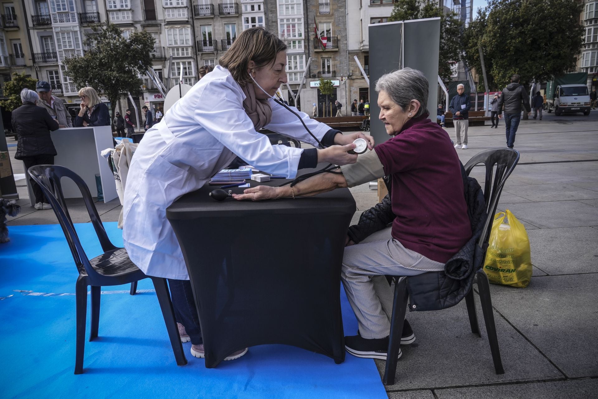 Talleres de rcp, alimentación o menopausia en Vitoria para reivindicar la labor enfermera