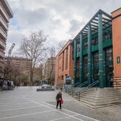 Fachada del centro cívico de Judimendi.