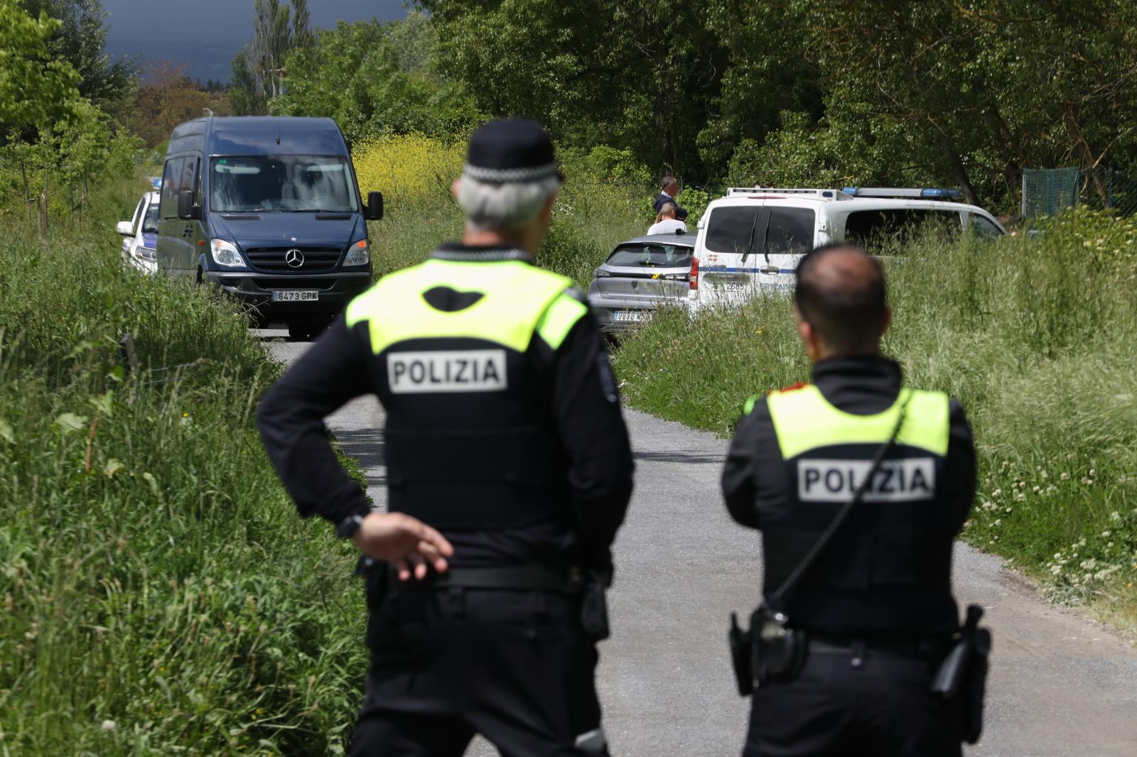 Operativo policial tras aparecer un cadáver en el río Zadorra