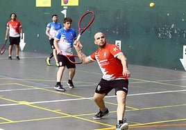 El frontenis tiene cada vez más adeptos.