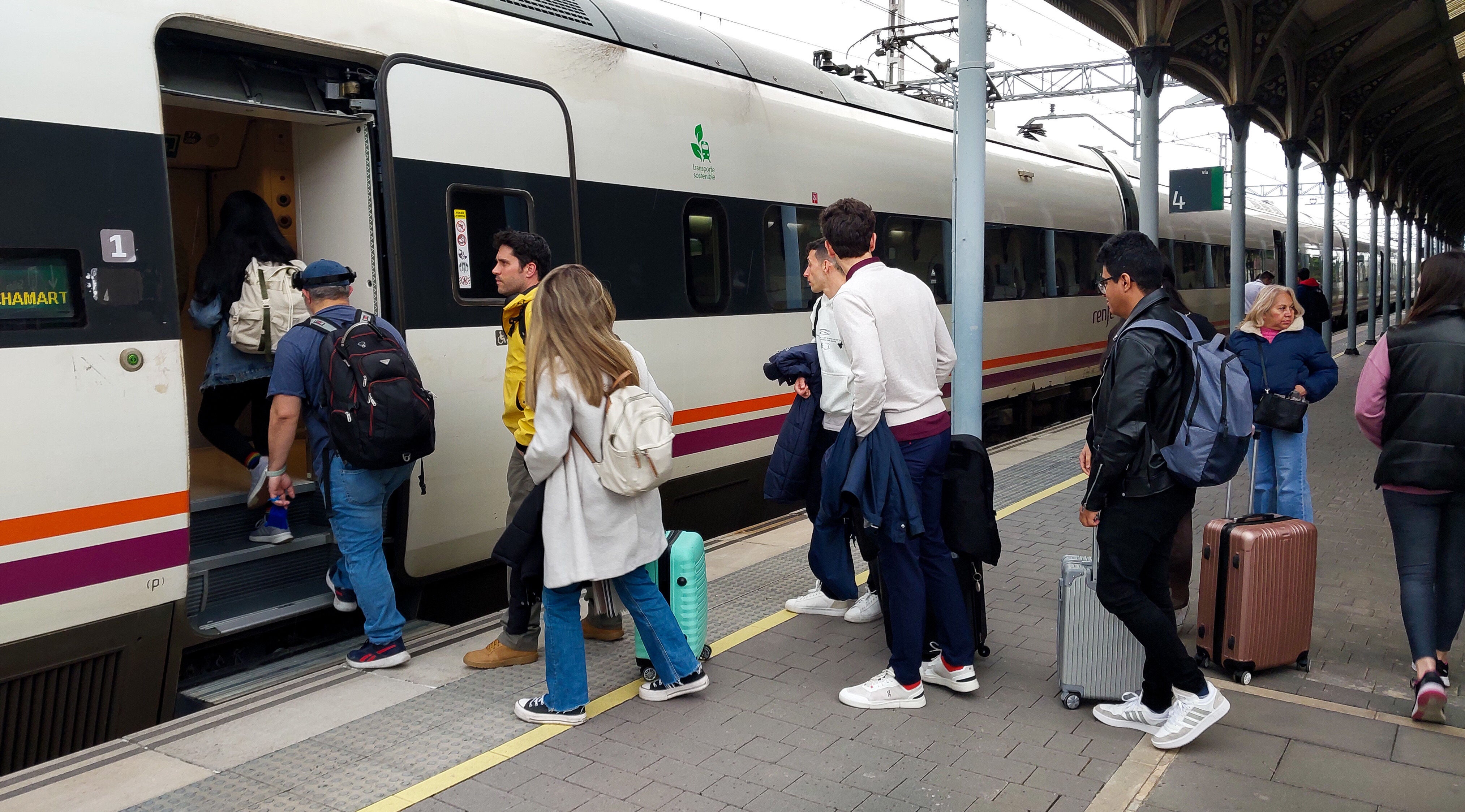 El nuevo cercanías Miranda-Vitoria-Alsasua comenzará a circular el 30 de mayo