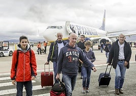 Los aficionados del Tottenham aterrizarán en Foronda para la final de la Europa League