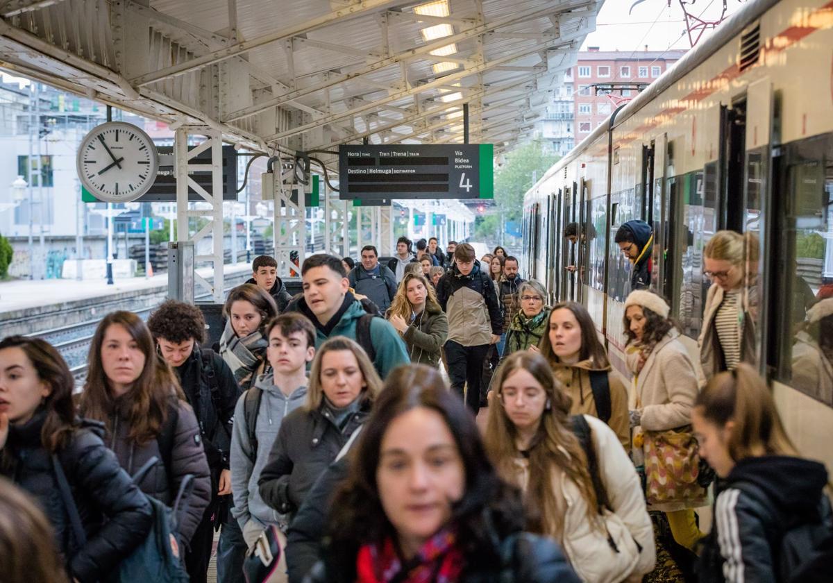 El cercanías Miranda-Vitoria-Alsasua comenzará a circular el 30 de mayo
