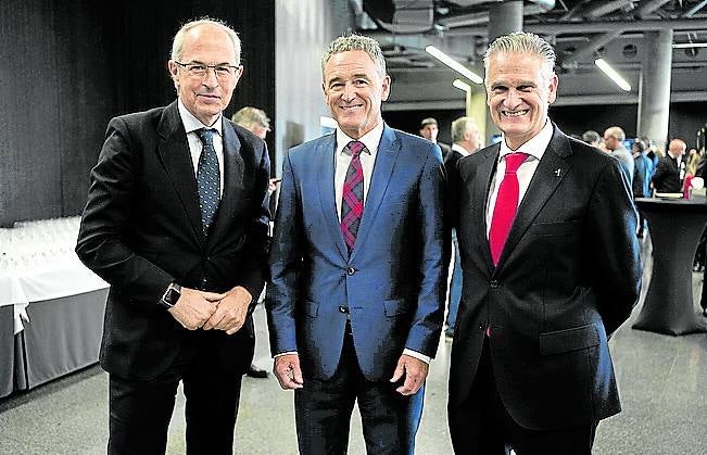 Adolfo Rey, José Miguel Ayerza y Juan Ugarte.
