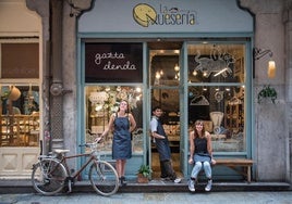 Roban la bici de 'La Quesería' de Bilbao: «Es nuestro símbolo. Ofrecemos quesos como recompensa»