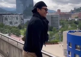 Chayanne, fascinado con el Guggenheim antes de su concierto en Bilbao: «Qué lindo»
