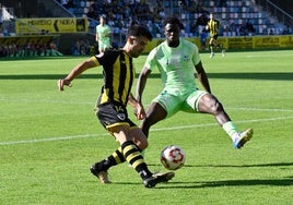 El Barakaldo se despide de Lasesarre con otra derrota
