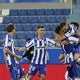 Lucas Pérez y Luis Rioja se abrazan tras lograr el gol definitivo ante el Granada que sellaba la permanencia en la campaña 2020-21.