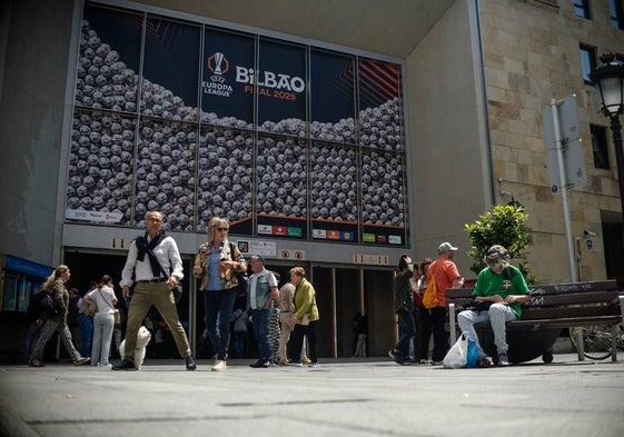 Bilbao lleva días preparándose para la llegada de la final de la Europa League a la ciudad.
