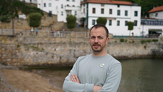 «El euskera debe ser vehicular y su enseñanza gratuita»