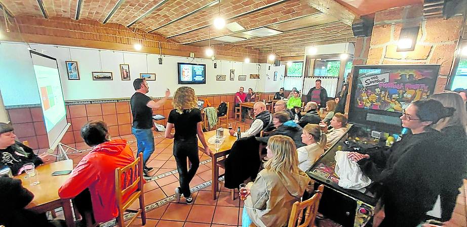 Saúl Guerrero en una de las sesiones que le tocó presentar en Vitoria.