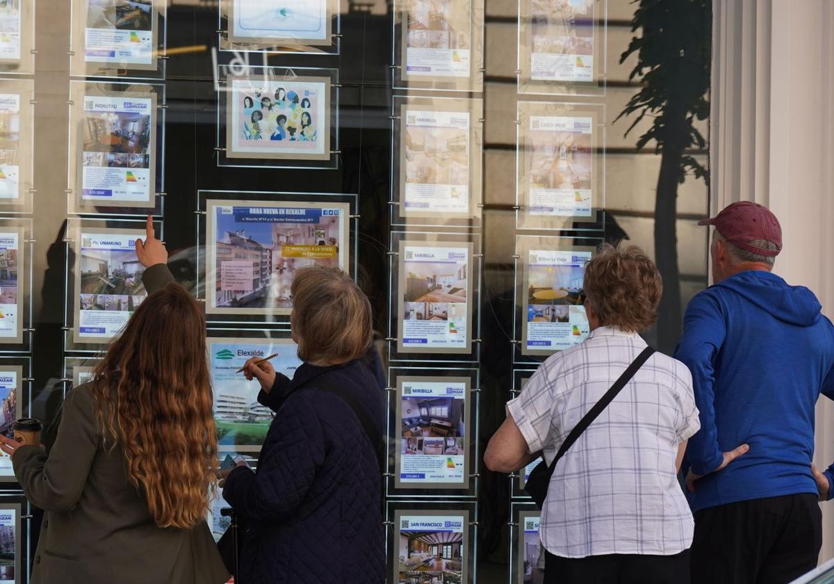 La oferta de arrendamientos temporales se dispara un 36% en un año.