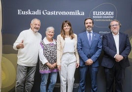 Karlos y Eva Arguiñano, Maider Etxebarria, Javier Hurtado y Félix Rivadulla.