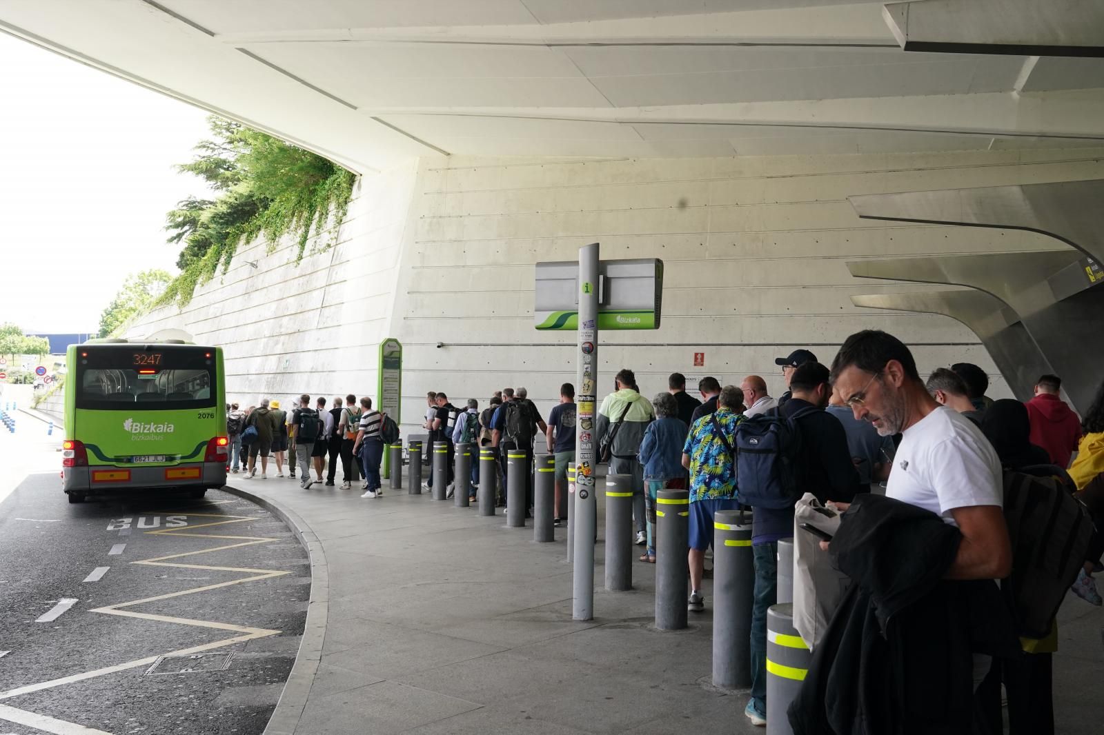 El desembarco inglés en el aeropuerto de Bilbao
