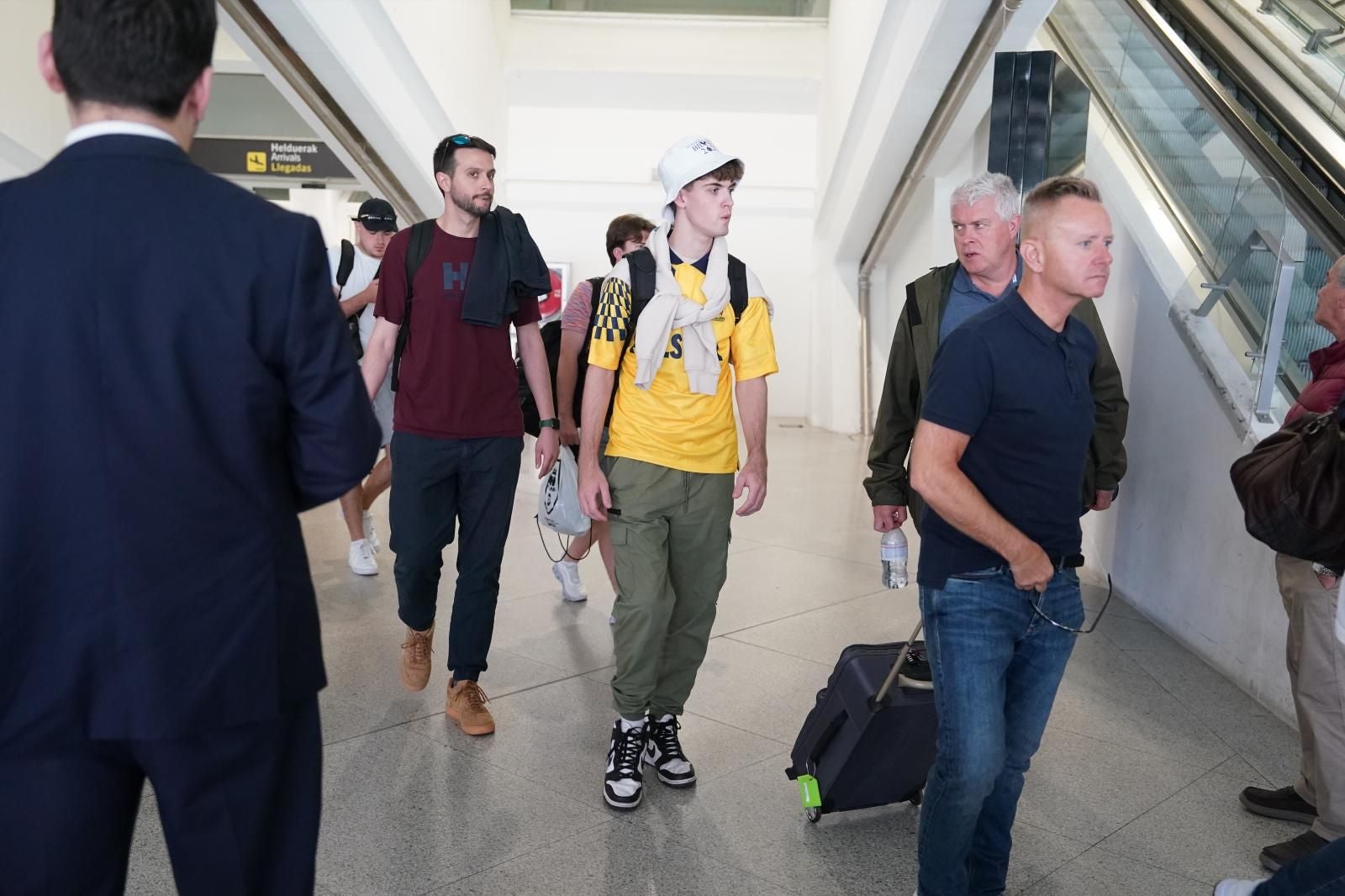 El desembarco inglés en el aeropuerto de Bilbao