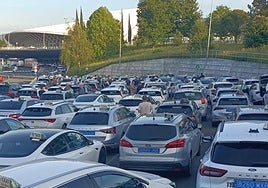 Trasiego de taxis de todos los municipios y seguridad extra en la terminal por la final de la Europa League