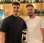 Aritz Aduriz en la famosa pulpería Gonvaz.