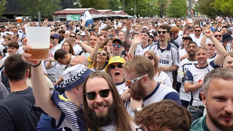 En directo, el ambiente en Bilbao de la final de la Europa League