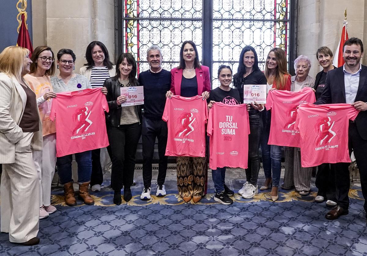 3.500 mujeres teñirán de rosa Vitoria el 1 de junio