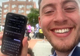 «Are you married?» Así trató de ligarse un hincha inglés a una periodista de EL CORREO con el traductor del móvil