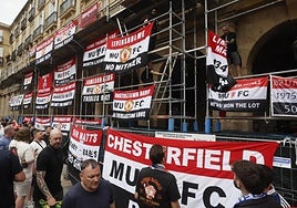 Las mejores imágenes del espectacular ambiente de la final de la Europa League en Bilbao