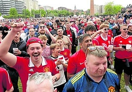 Miles de aficionados disfrutaron del recinto, con capacidad para 20.000 personas pero que no se llegó a llenar en ningún momento, por lo que no se formaron aglomeraciones