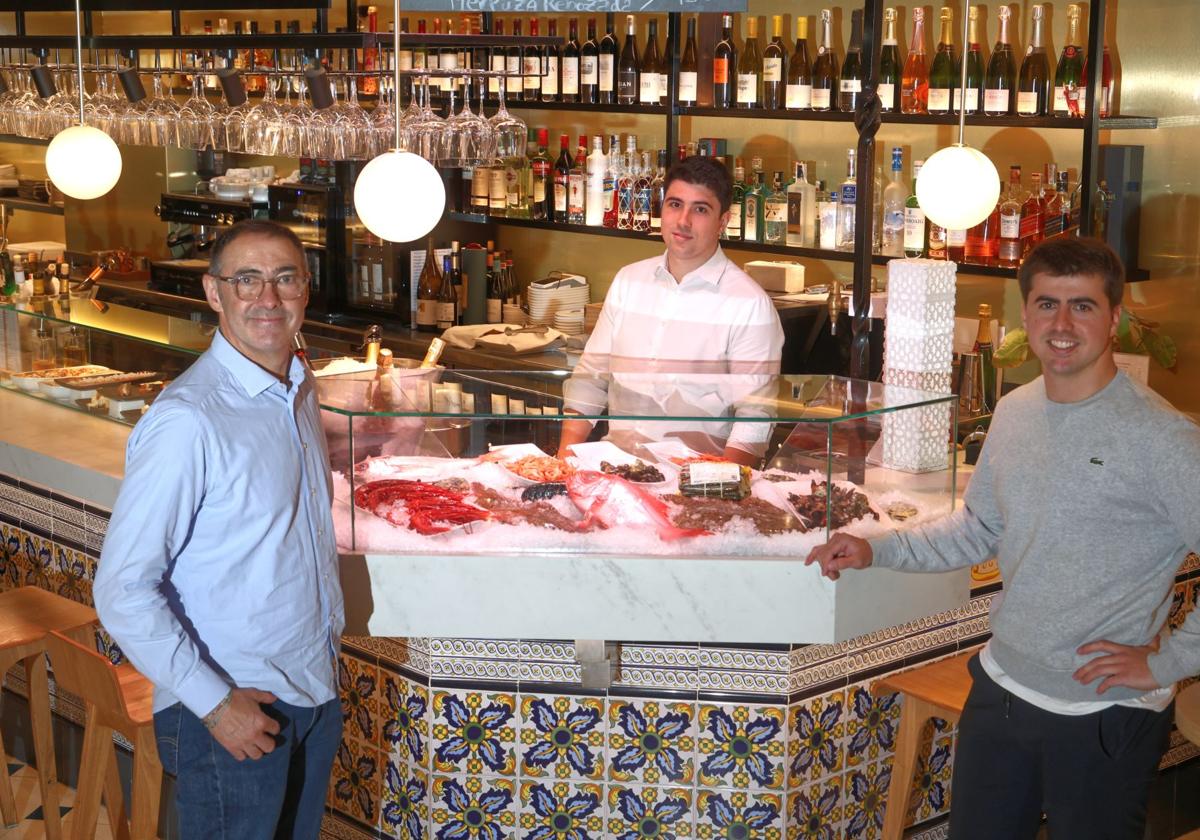 Caprichos del mar para darse un gran homenaje: del bogavante a la brasa a la ensaladilla de gamba blanca