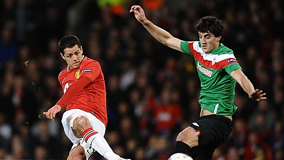 Mikel San José celebra la victoria del Tottenham con 'palo' al United: «Espero que aprendas a respetar»