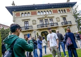 El 23-F en Ajuria Enea, la Clínica del 18 de Julio... Vitoria descubre los secretos de sus centros de poder