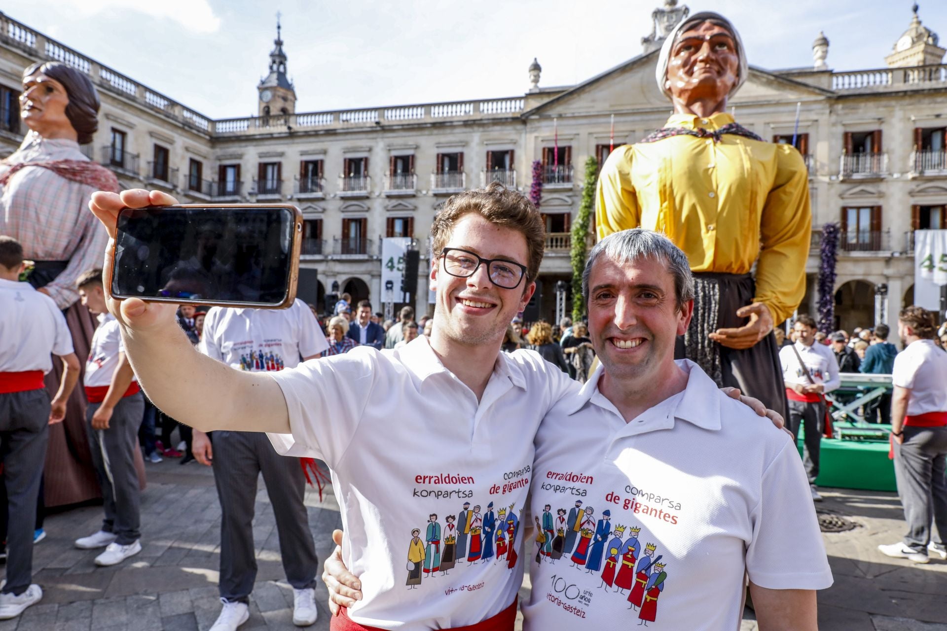 La fiesta de la capitalidad de Vitoria en imágenes