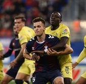 Arnau Comas, durante el Eibar-Almería.