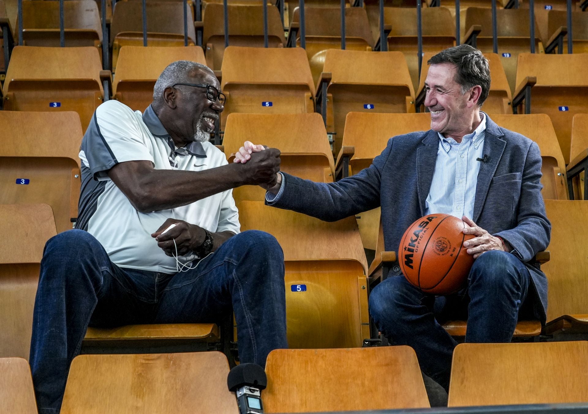 La reunión con Hollis en imágenes