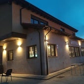 El pueblo de Burgos que regala 6.000 euros al año a quien reabra su bar-hostal