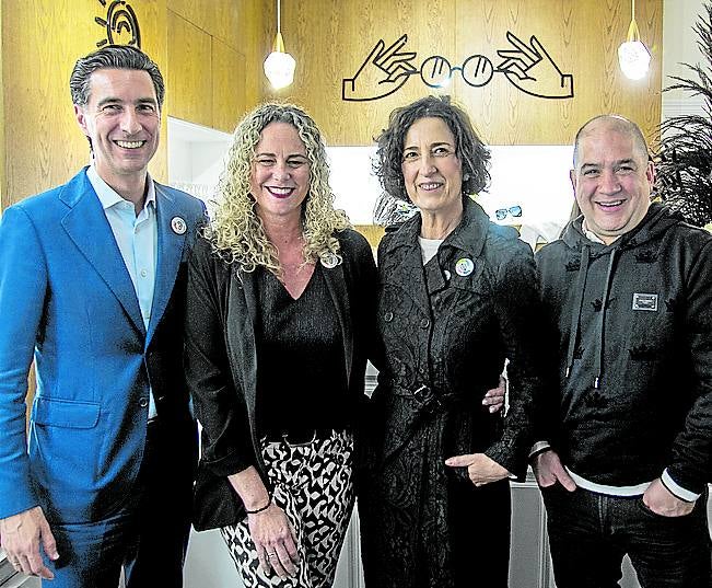 Xabier Ochandiano, Susana Alaguero, Lorea Bilbao y Luis Arbiol.