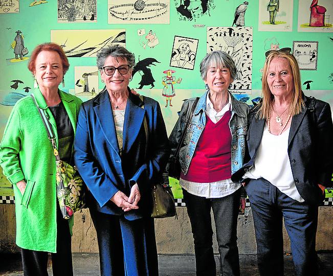 Pilar Pérez-Fuentes, Claudia Origlia, Lola López de Arkaute y Begoña Zuaznabar.