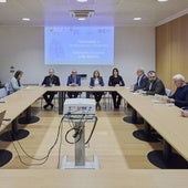 Mesa de trabajo en una anterior reunión de los patronos de la fundacicón.
