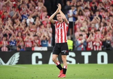La ovación a De Marcos al ser sustituido: todo San Mamés en pie y brazalete para Iñaki Williams
