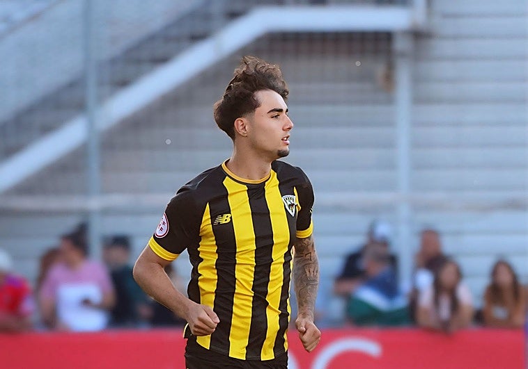 Haitz Huete es el debutante más joven del Barakaldo en Primera Federación.