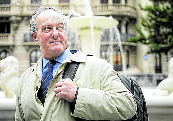 Oñate, que visitó Euskadi hace unos días, liderará en julio el Congreso Mundial de la IPSA en Seúl.