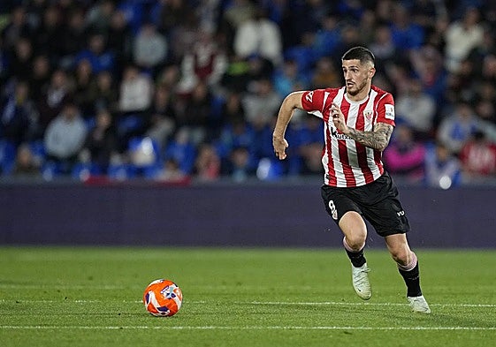 Sancet ha peleado por ser el 'Zarra'. Ayoze ha logrado 19 dianas.