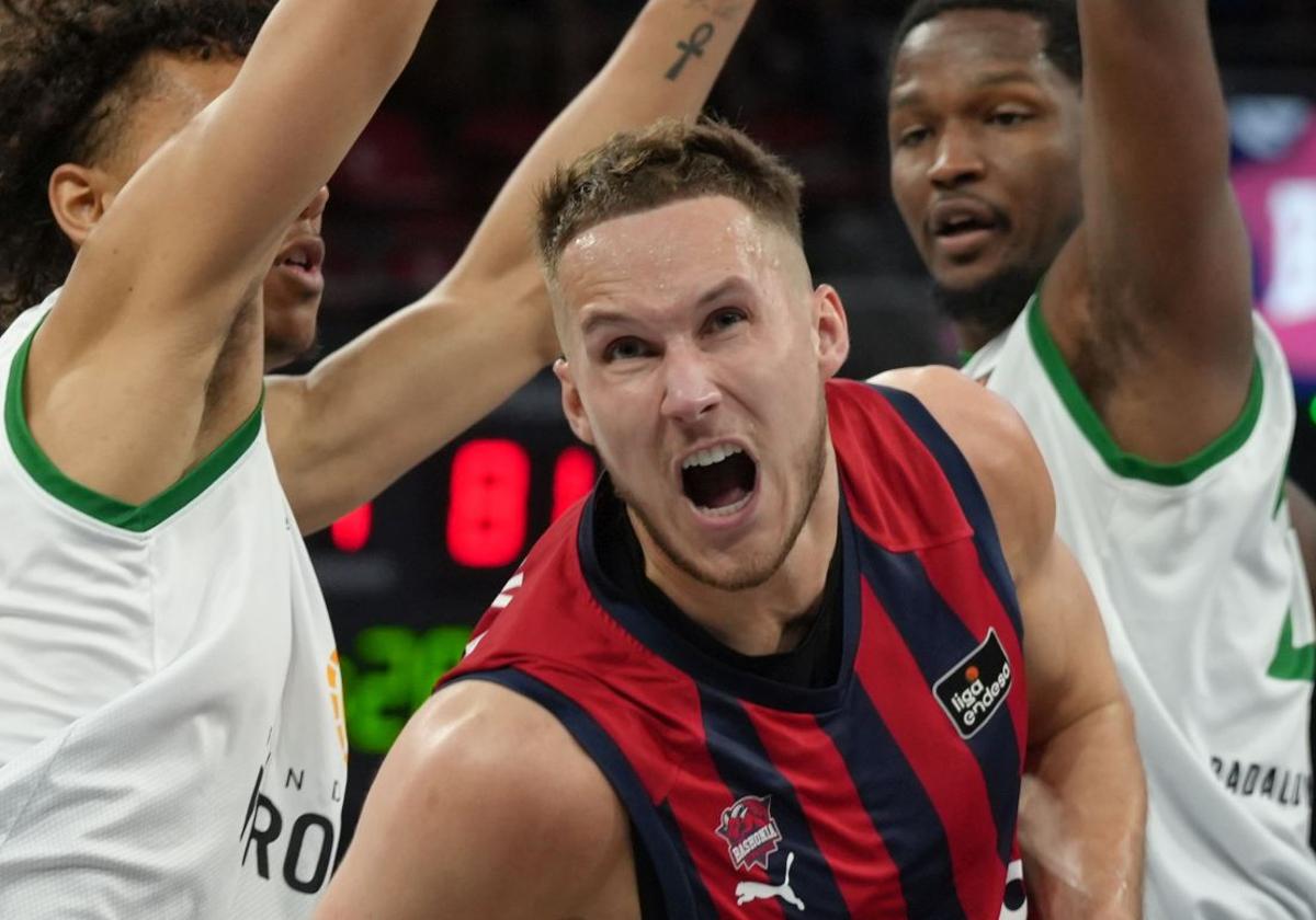 El Baskonia, obligado a un salto mayúsculo
