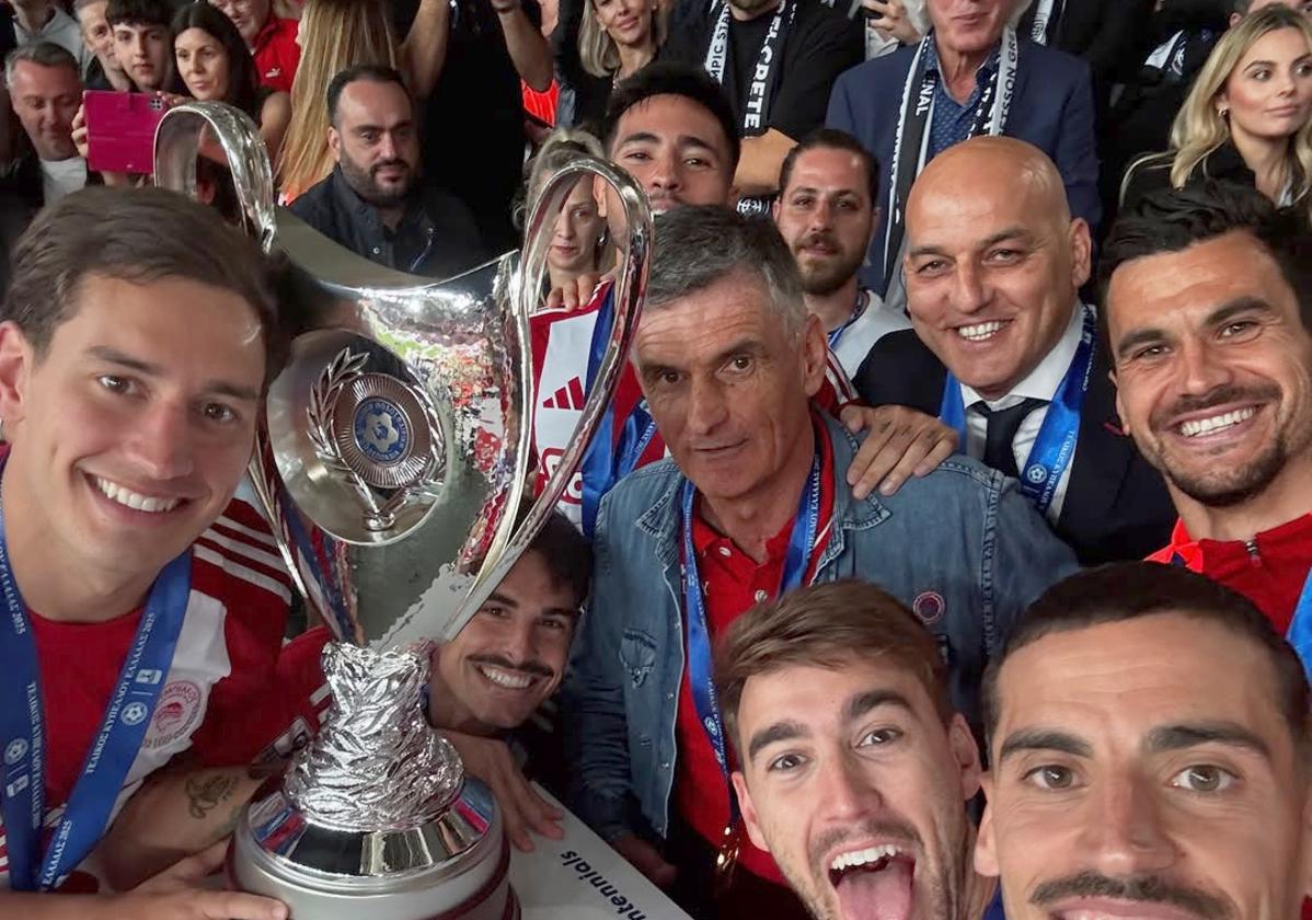 El Arratia homenajeará a Mendilibar, doble campeón de liga y copa con el Olympiacos