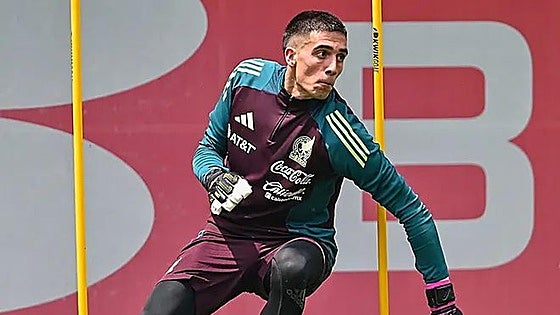 Padilla es convocado con la absoluta de México y eleva a seis los internacionales del Athletic