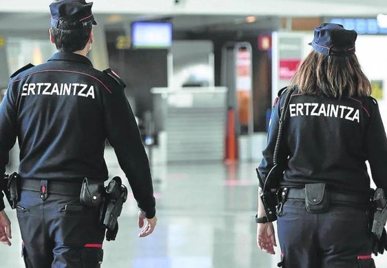Detenido un joven de 20 años por tráfico de drogas en una lonja de Bilbao