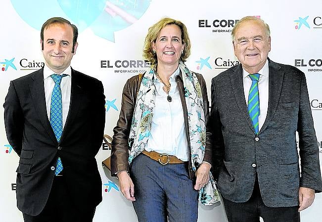 Iñaki Castaños, Marta Arizaga y Jon Ortuzar.