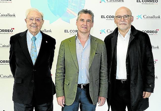 Carlos Gorria, Mikel de Cristóbal y Jon Ibarra.